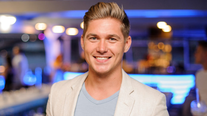 Володимир Остапчук показав фото у камуфляжі Володимир Остапчук показав фото у камуфляжі