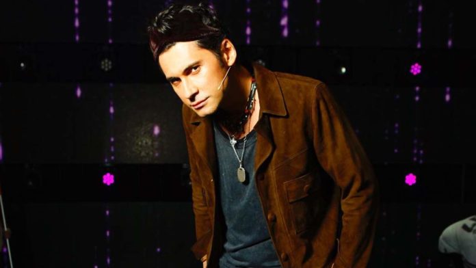 Дан Балан притис до себе дівчинку з ангельськими очима та схвилював фанатів Дан Балан притис до себе дівчинку з ангельськими очима та схвилював фанатів