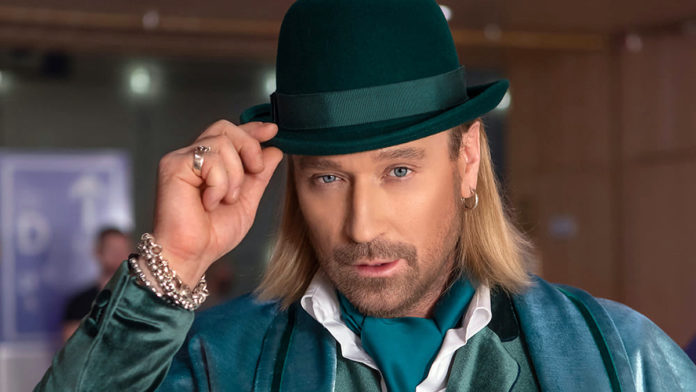 Що відомо про позашлюбну трійню Олега Винника