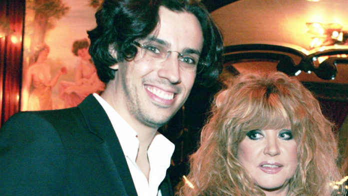 Алла Пугачова прийняла в сім'ю дітей, яких Максиму Галкіну народила інша жінка