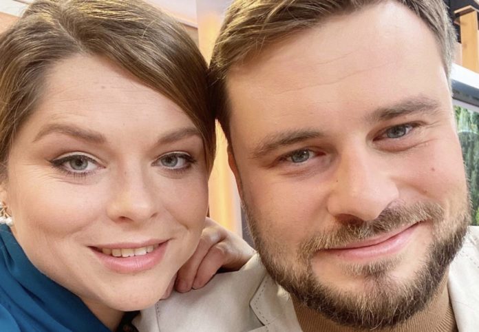 Єгор Гордєєв видав свої почуття до Шовкопляс за сімейними посиденьками за столом Єгор Гордєєв видав свої почуття до Шовкопляс за сімейними посиденьками за столом