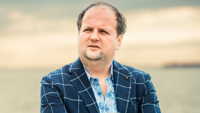 Віктор Бронюк вперше показав дружину та дітей