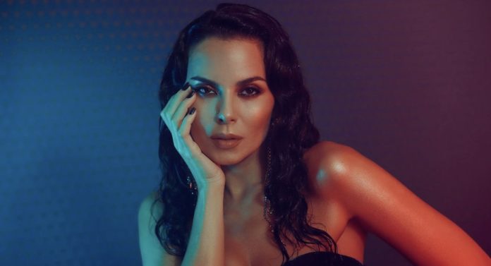 Настя Каменських показала будинок, який для неї звів Потап Настя Каменських показала будинок, який для неї звів Потап