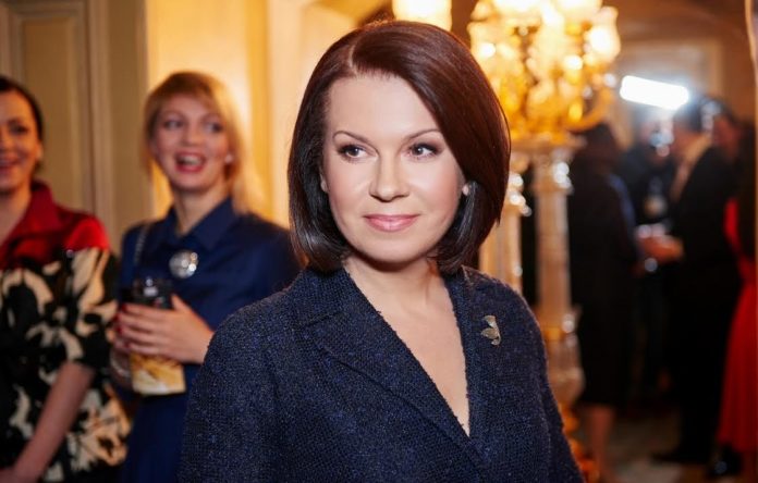 56-річна Алла Мазур перервала мовчання та показала обличчя