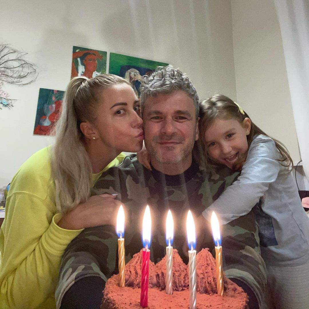 Чоловік Тоні Матвієнко Арсен Мірзоян та їхня дочка Ніна