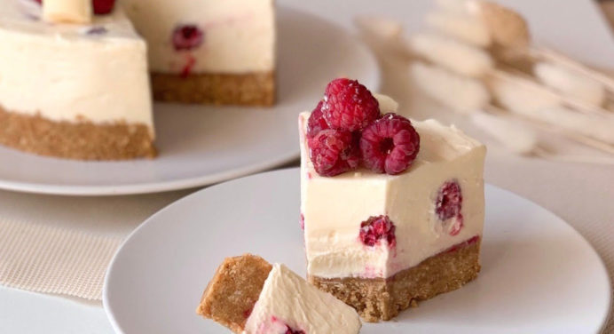 Сирний торт без випічки за 10 хвилин: якщо ніколи поратися з тістом, врятує секретний рецепт 