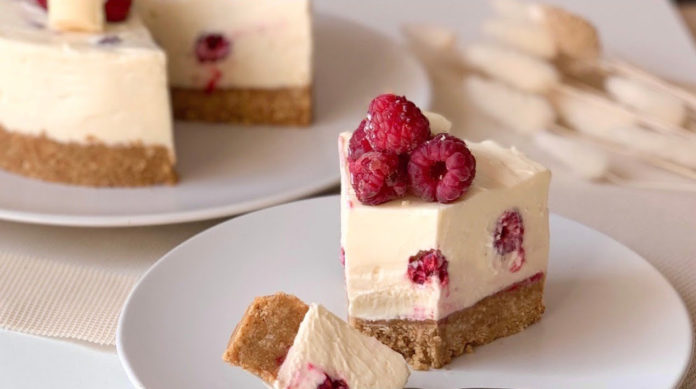 Готуємо сирний торт без випічки за 10 хвилин