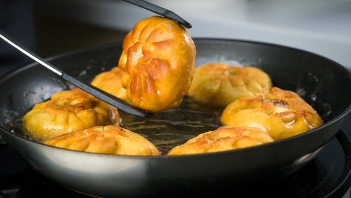 Рецепт швидких біляшів на кефірі Рецепт швидких біляшів на кефірі