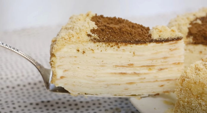 Готуємо швидкий торт Сметанник без випічки з трьох простих інгредієнтів