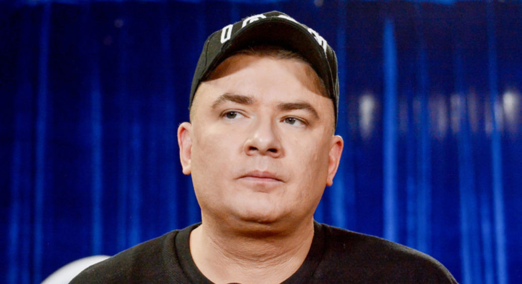 Андрій Данилко з розмахом відгуляв весілля і показав розкішну наречену, яка двічі молодша за зірку 