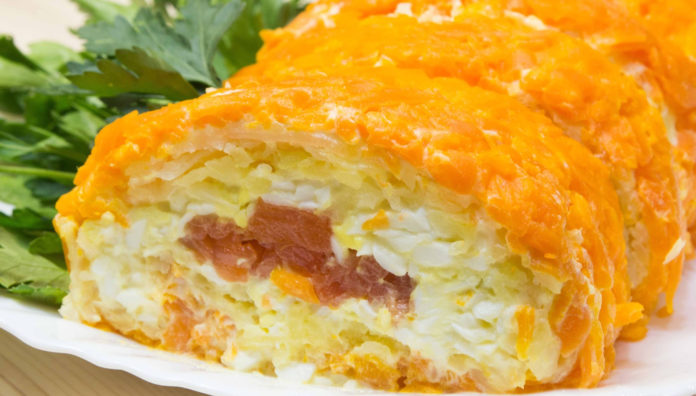 Новорічний салат-закуска Царський рулет