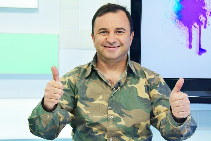 Віктор Павлік вирішив піти у політику? Віктор Павлік вирішив піти у політику?