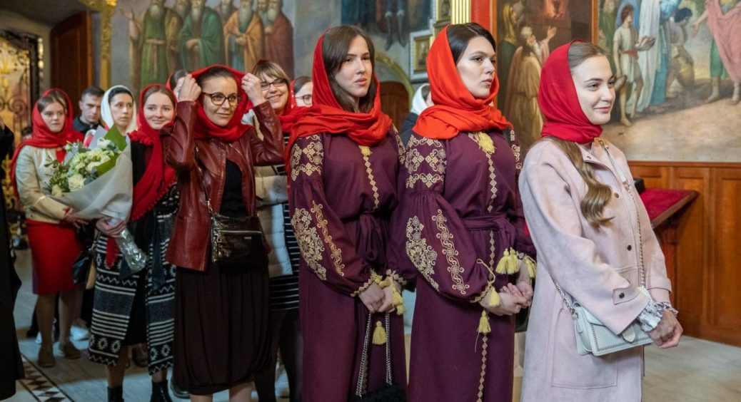 Церковне свято 18 липня: що можна і не можна робити на Афанасія Афонського — традиції, прикмети, іменинники 