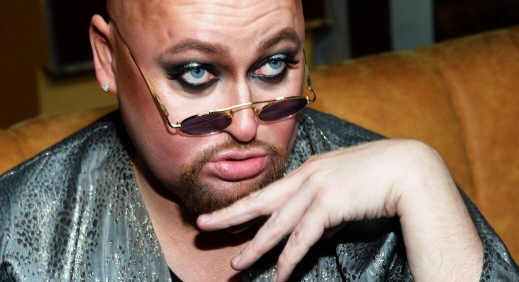 46-річний співак Шура слідом за Кіркоровим і Басковим знайшов сурогатну матір для майбутньої дитини. Подробиці 