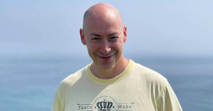 Журналіст Дмитро Гордон показав всіх своїх дружин