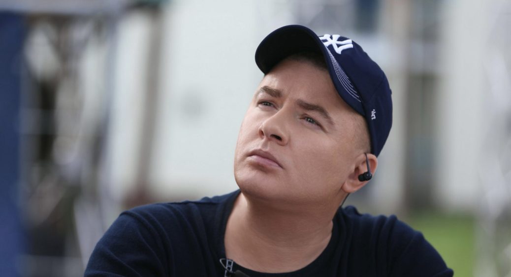 Андрій Данилко взяв Інну Білоконь за руку і зізнався, що назад в Україну повернуться не скоро: “Вибачаємось” 