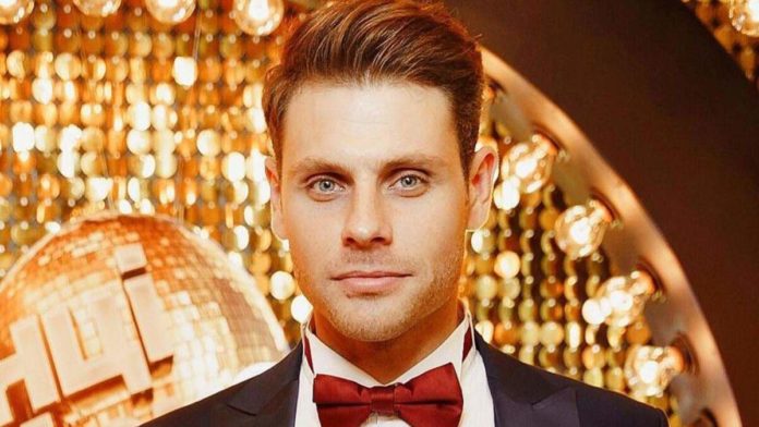 Артур Логай показав свої апартаменти