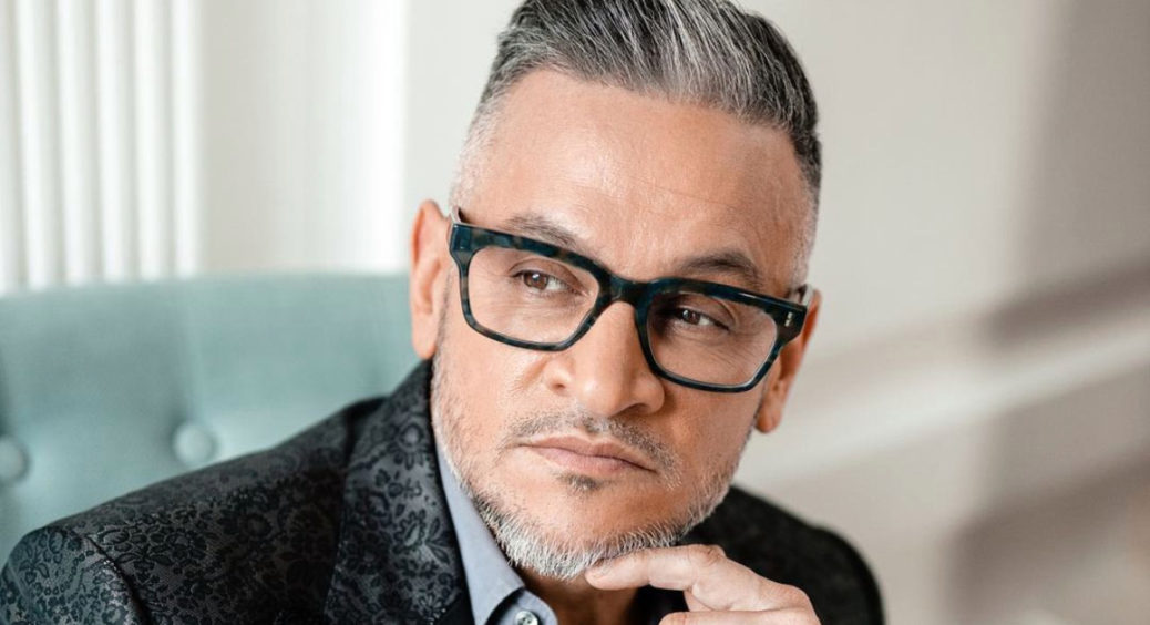 50-річний Ектор Хіменес-Браво залишив молоду кохану та терміново покинув Україну: “Як непомітно вилетіти” 