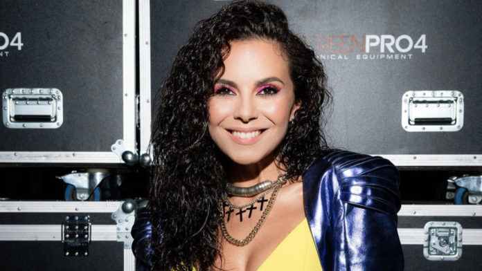 З'ясувалося, що у Насті Каменських є син не від Потапа З'ясувалося, що у Насті Каменських є син не від Потапа