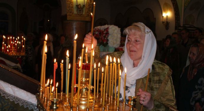 Церковне свято 8 грудня: що можна і не можна робити день святого Петра Олександрійського – традиції 