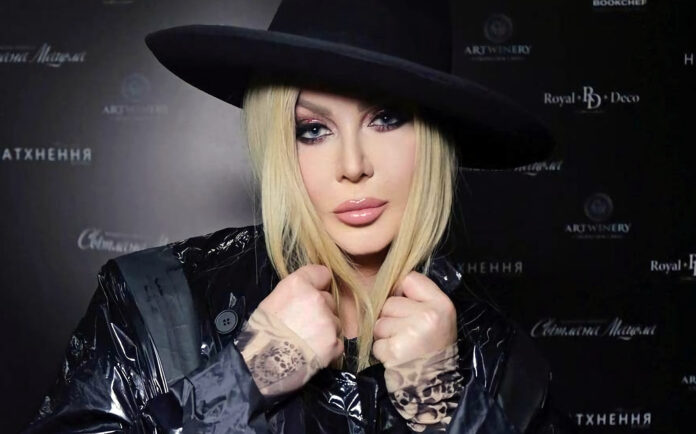 Екс-чоловік Ірини Білик публічно освідчився їй Екс-чоловік Ірини Білик публічно освідчився їй