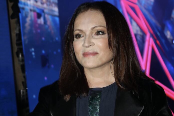 Як виглядає таємний чоловік Софії Ротару