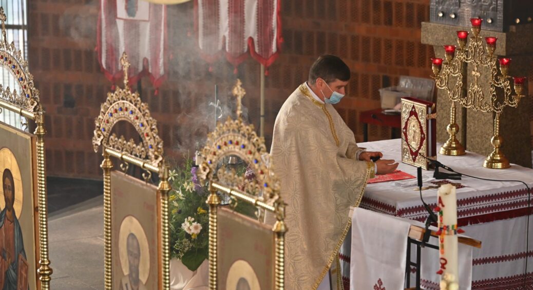 Церковне свято 17 січня: що можна і не можна робити на Собор 70 апостолів – традиції та прикмети 