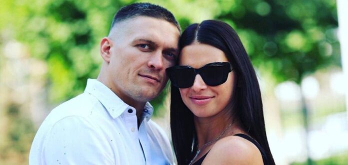 Дружина Олександра Усика відреагувала на перемогу чоловіка