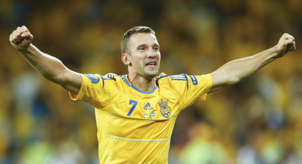 Як виглядає дружина футболіста Андрія Шевченка: тендітна модель вища за чоловіка на декілька сантиметрів (ФОТО) 