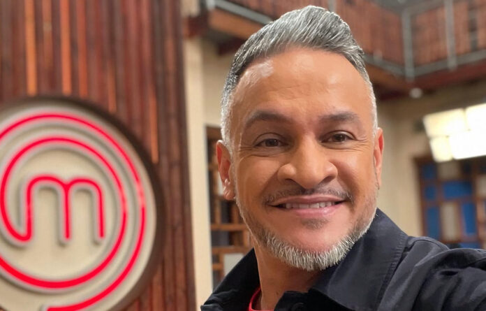 Ектор Хіменес-Браво сходив на зустріч з глядачкою Ектор Хіменес-Браво сходив на зустріч з глядачкою