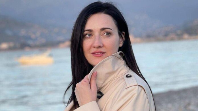 Соломія Вітвіцька показала, як проводила коханого у відрядження