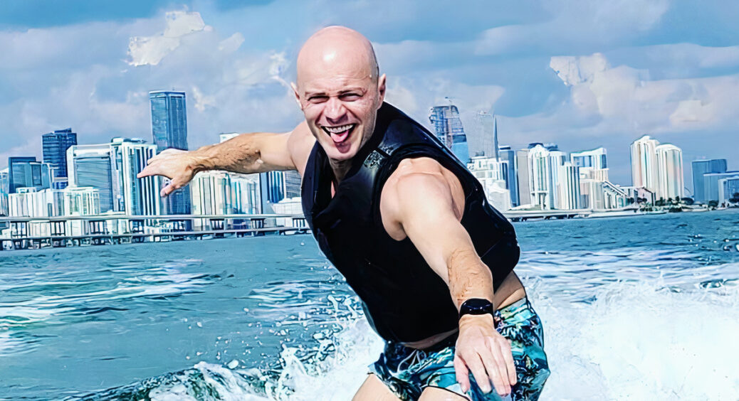 39-річний суддя “Танців з зірками” Влад Яма досяг бажаного та знайшов житло за кордоном: Маямі не для бідних 