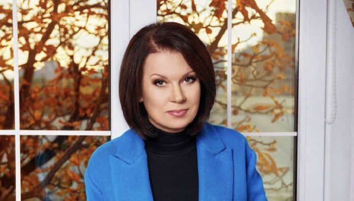 Як Алла Мазур стала матір'ю-одиначкою