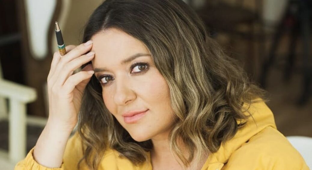 46-річна Наталія Могилевська розповіла, як ховається від обстрілів у себе вдома: “Спала під ліжком, щоб не вбило” 