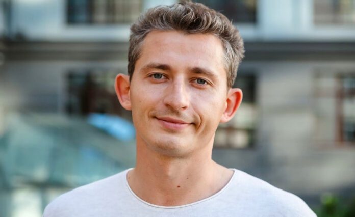 Як виглядає і чим займається дружина Колі Сєрги Як виглядає і чим займається дружина Колі Сєрги