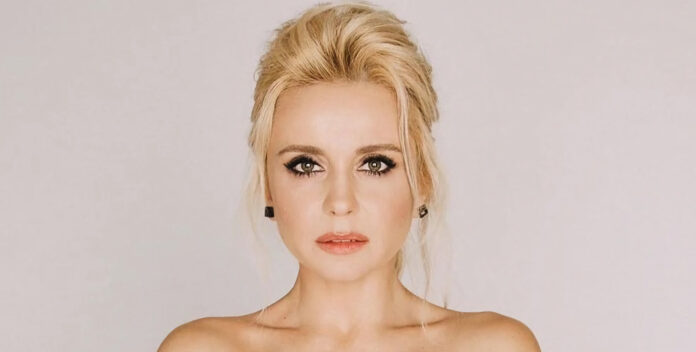 Лілія Ребрик похизувалася довгими ногами