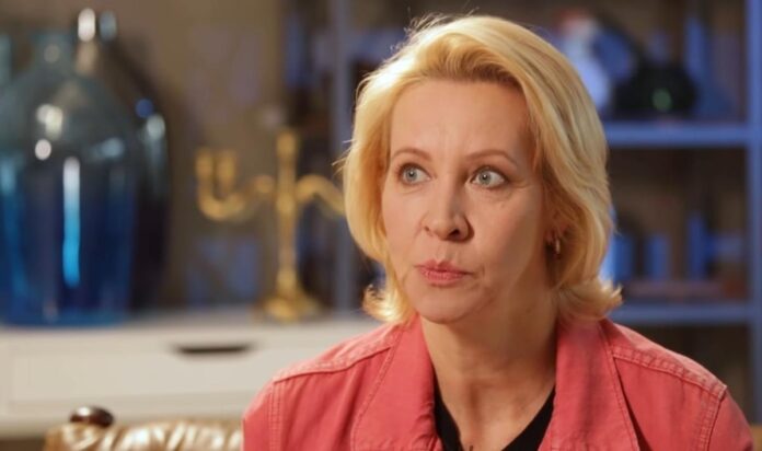 Тетяна Лазарева каже, що поки у центрі столиці України вона відчуває себе у певній безпеці Тетяна Лазарева каже, що поки у центрі столиці України вона відчуває себе у певній безпеці