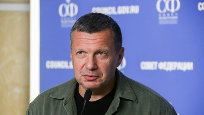 В Італії підпалили віллу російського пропагандиста Володимира Соловйова В Італії підпалили віллу російського пропагандиста Володимира Соловйова