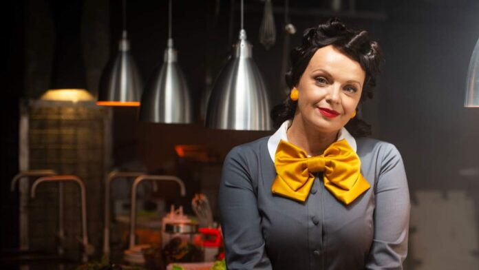 Ірма Вітовська до стрижки Ірма Вітовська до стрижки