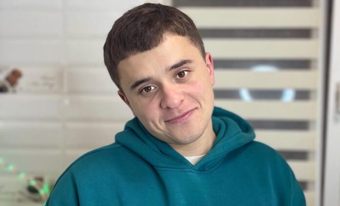 Павло Серветник покащав, як схуд Павло Серветник покащав, як схуд