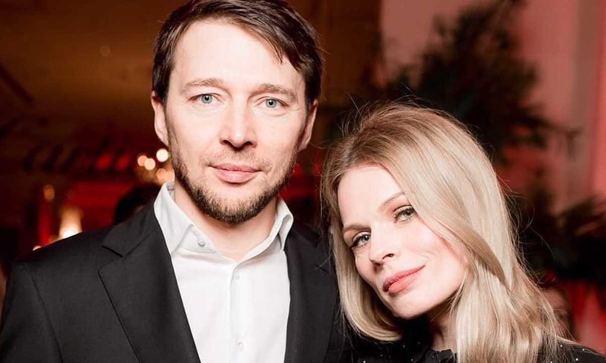 Оля Фреймут одружена з Володимиром Локотко з 2017 року