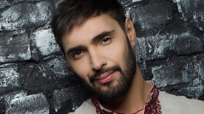 Віталій Козловський повідомив, чому йому довелося покинути дружину та сина