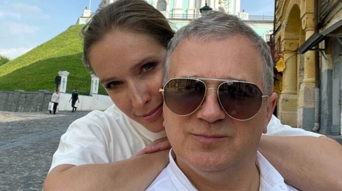 Катя Осадча несподівано розповіла про поповнення та показала фото з немовлям Катя Осадча несподівано розповіла про поповнення та показала фото з немовлям