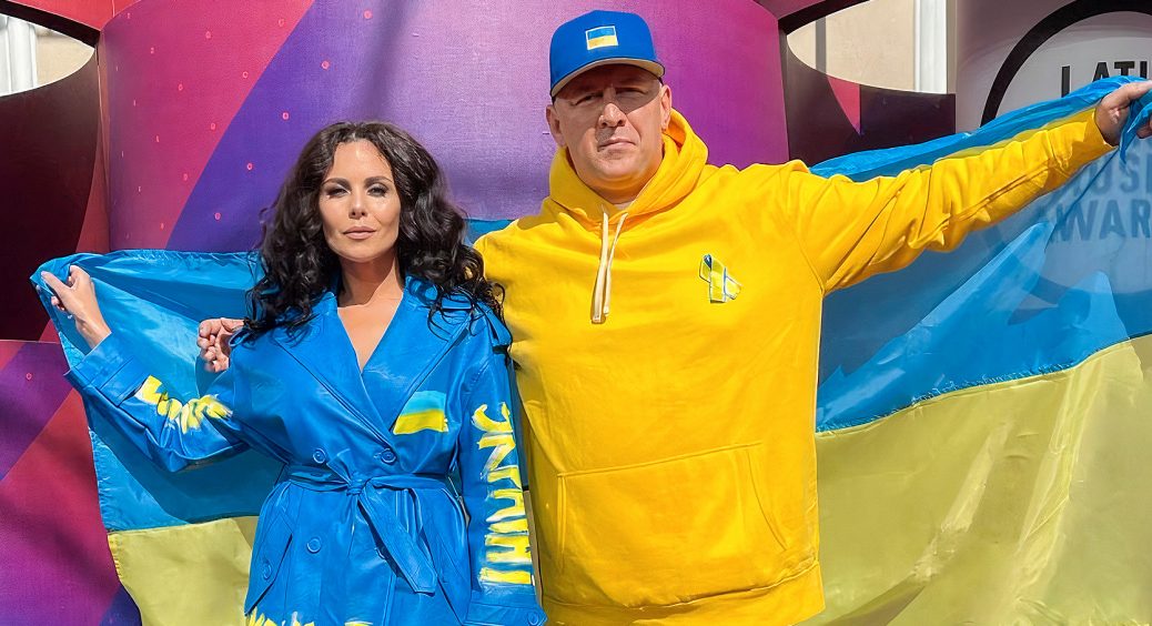 Настя Каменських показала округлий живіт та вразила мережу новиною: “Буде дитина і тому виїхали з України” 