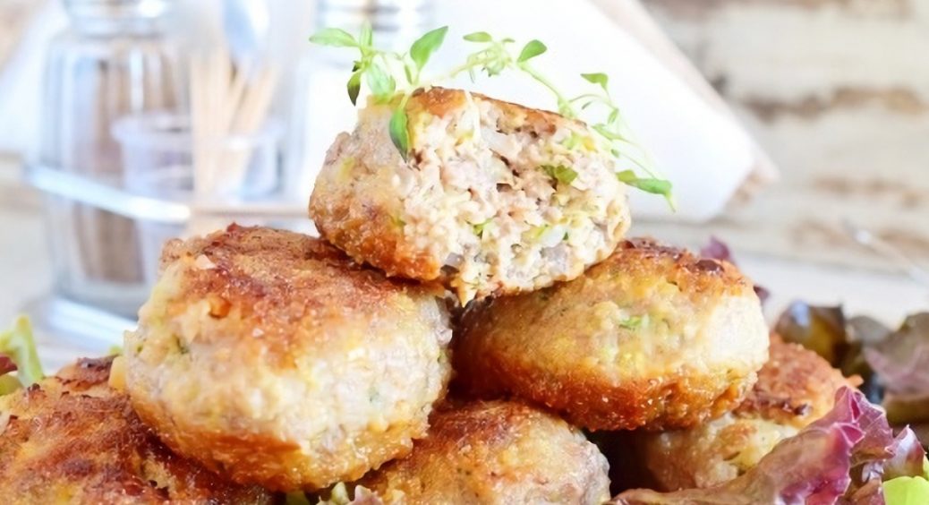 Це не просто соковиті котлети: новий рецепт смачної вечері з фаршу, який у вас попросять навіть сусіди 