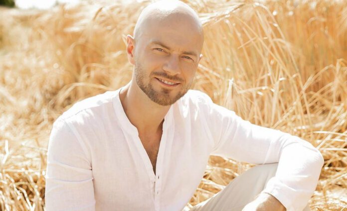 Жіноче амплуа Влада Ями вийшло назовні