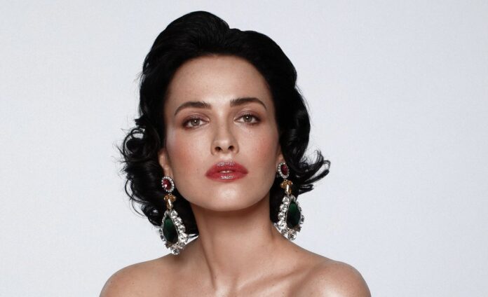 Даша Астаф'єва публічно розкритикувала зірок, які заспівали українською мовою