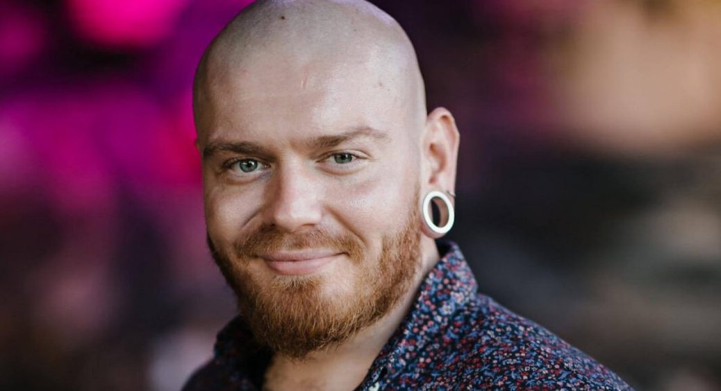 Зірка “Х-Фактору” Олександр Кривошапко показав підрослу доньку: дівчинка народилася не від Тетяни Денисової 