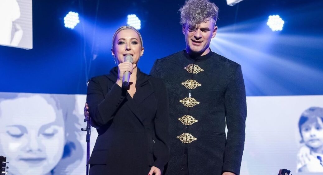 Тоня Матвієнко показала 75-річну маму, яка живе з Арсеном Мірзояном: у свої роки ще дасть фору Ротару 