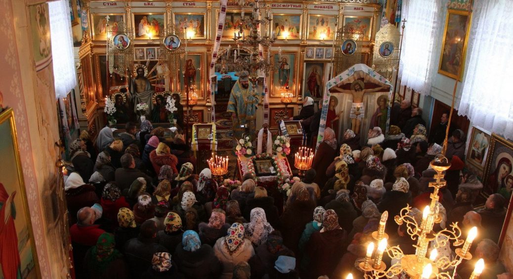 Церковне свято 7 серпня: що можна і не можна робити на день успіння святої Анни — традиції, прикмети, іменини 